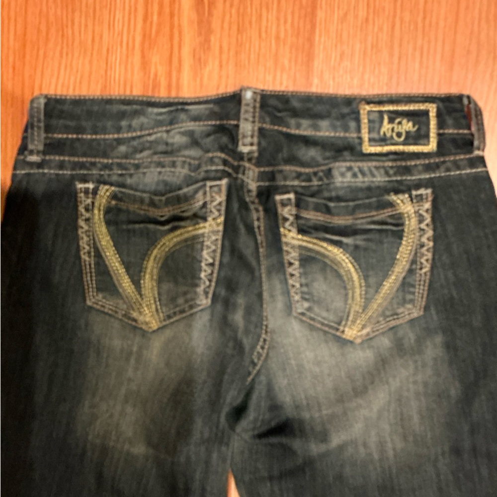 Ariya Women's Black Straight Leg Jeans